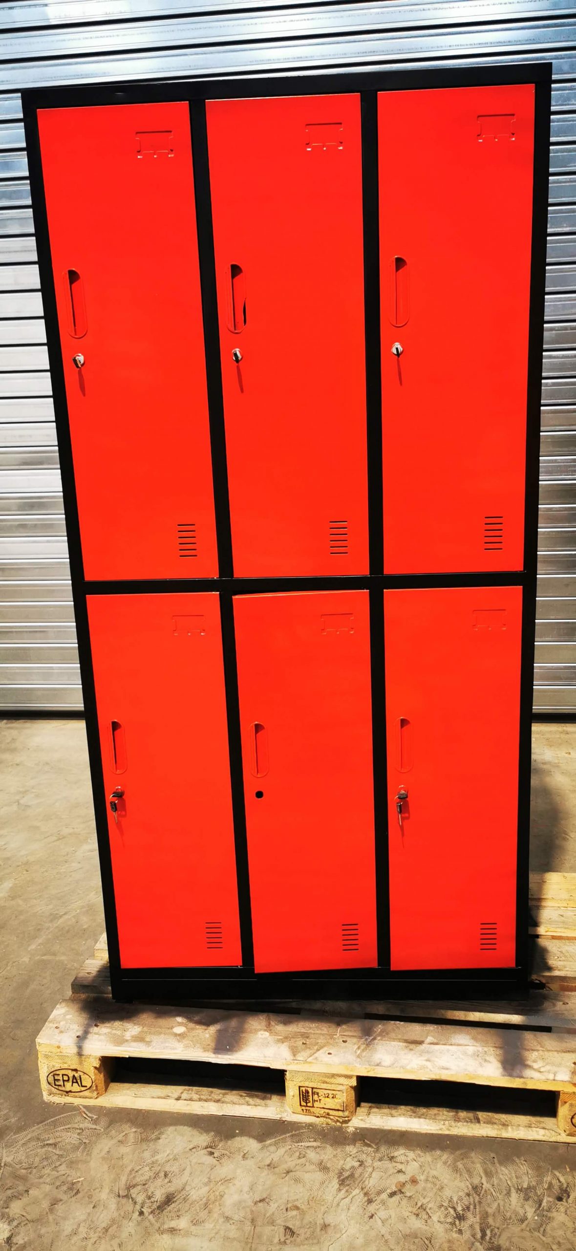 sprayed dc paint locker