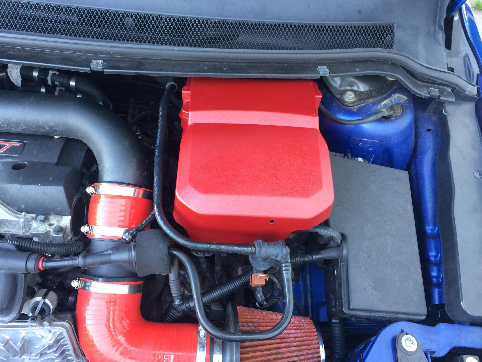 red engine up close