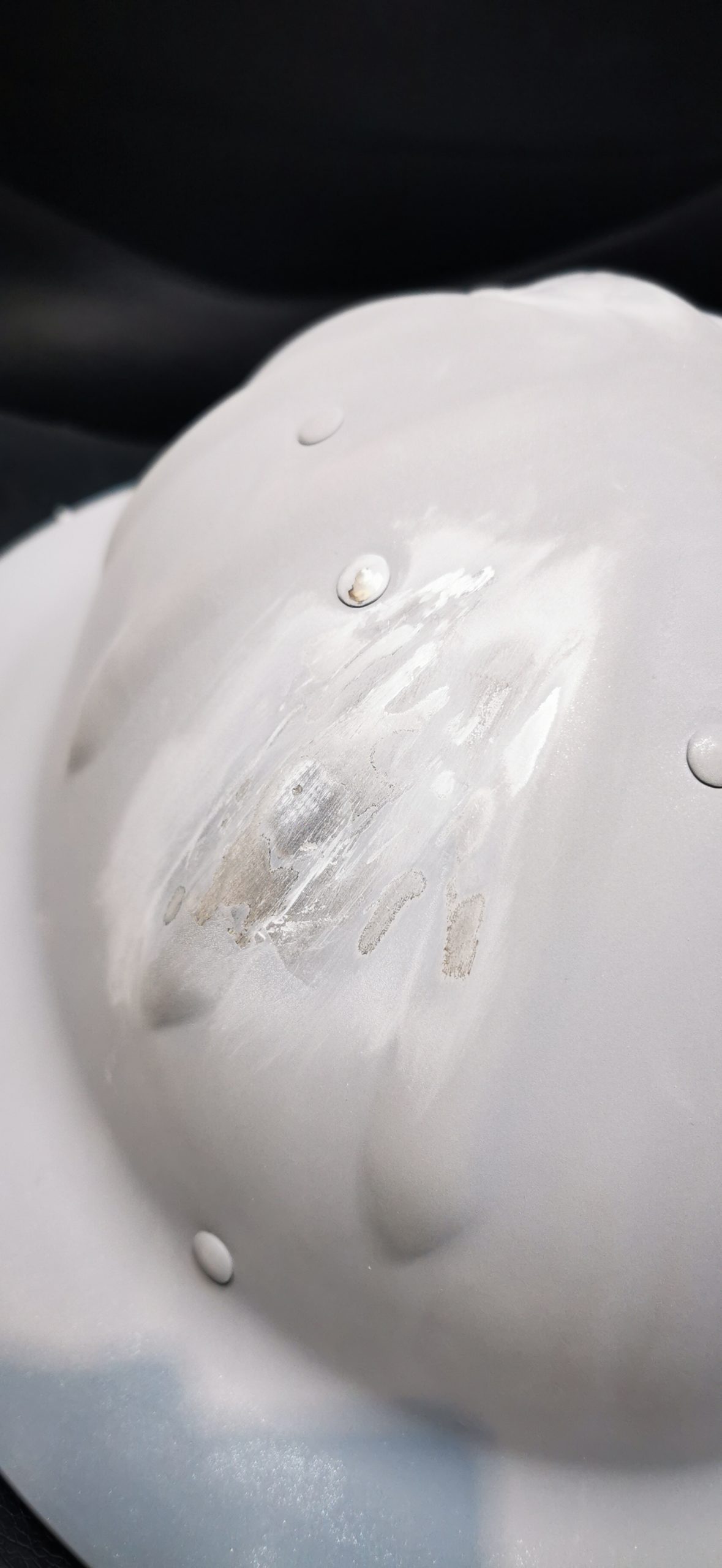 smoothing surface of minor helmet