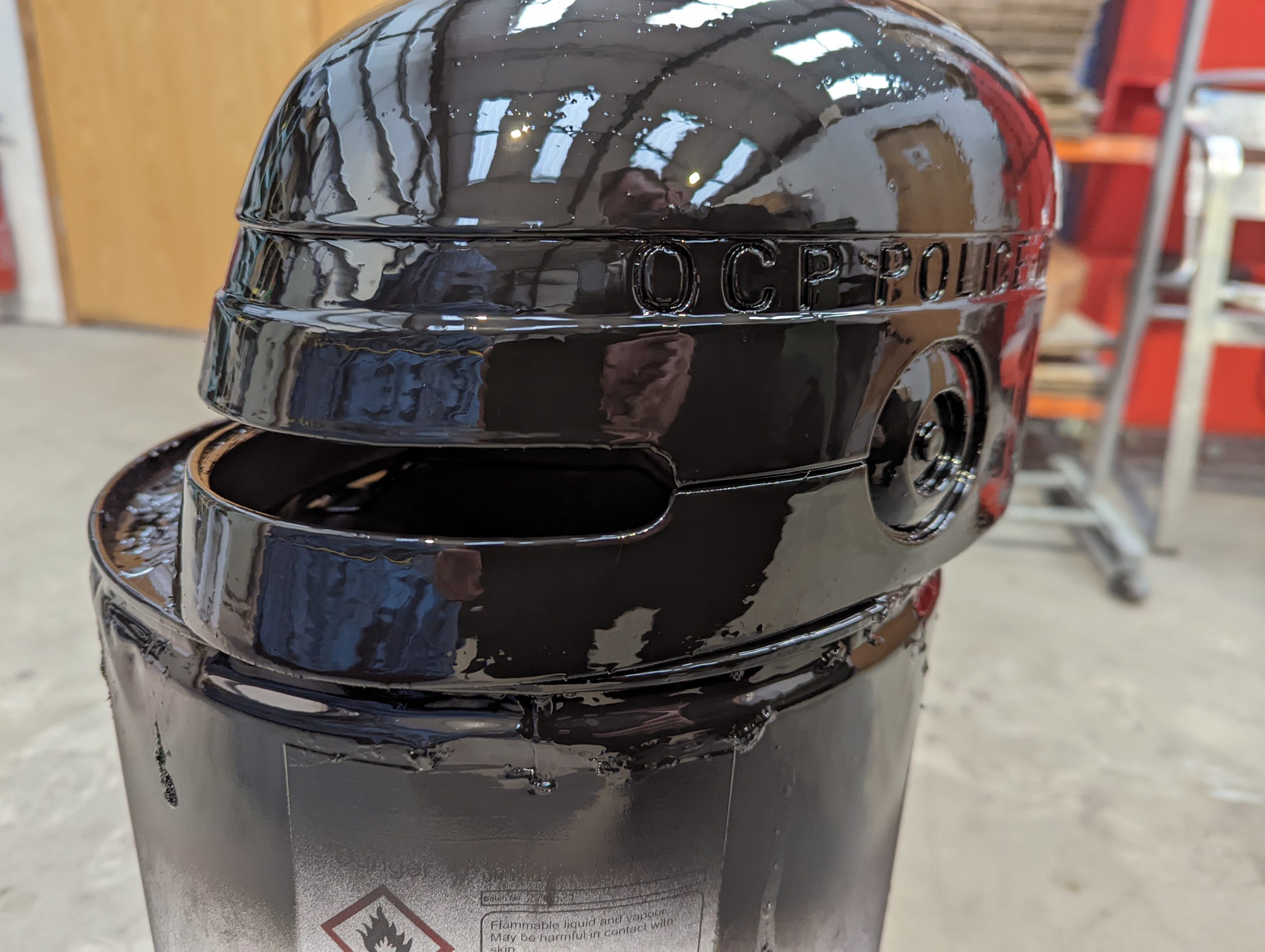 glossy black paint