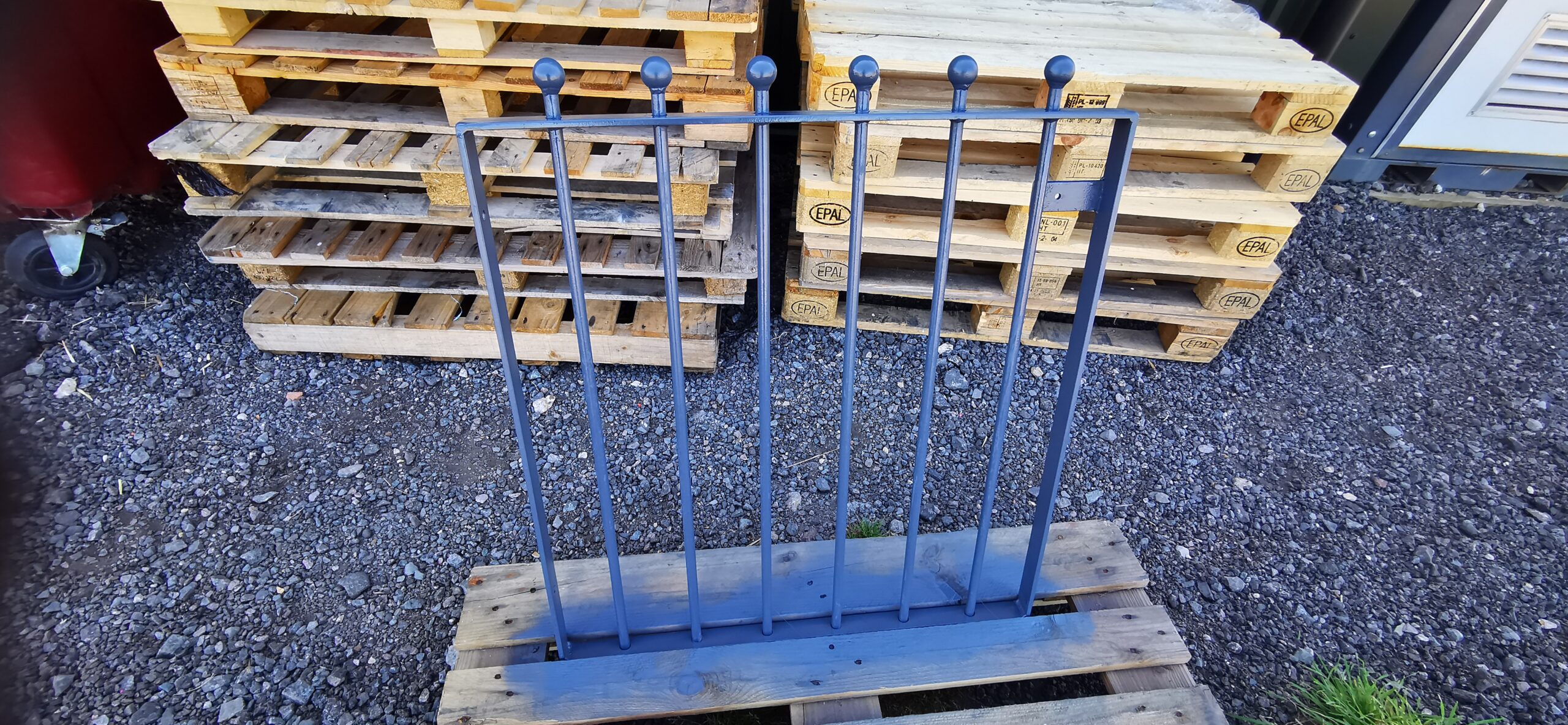 priming metal gate